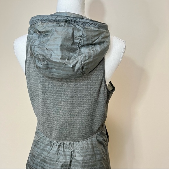 REI Screeline Cascade Soft Shell Vest - Lightweight - Picture 10 of 16